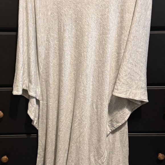 Lou & grey Sweatshirt Poncho - Picture 5 of 6